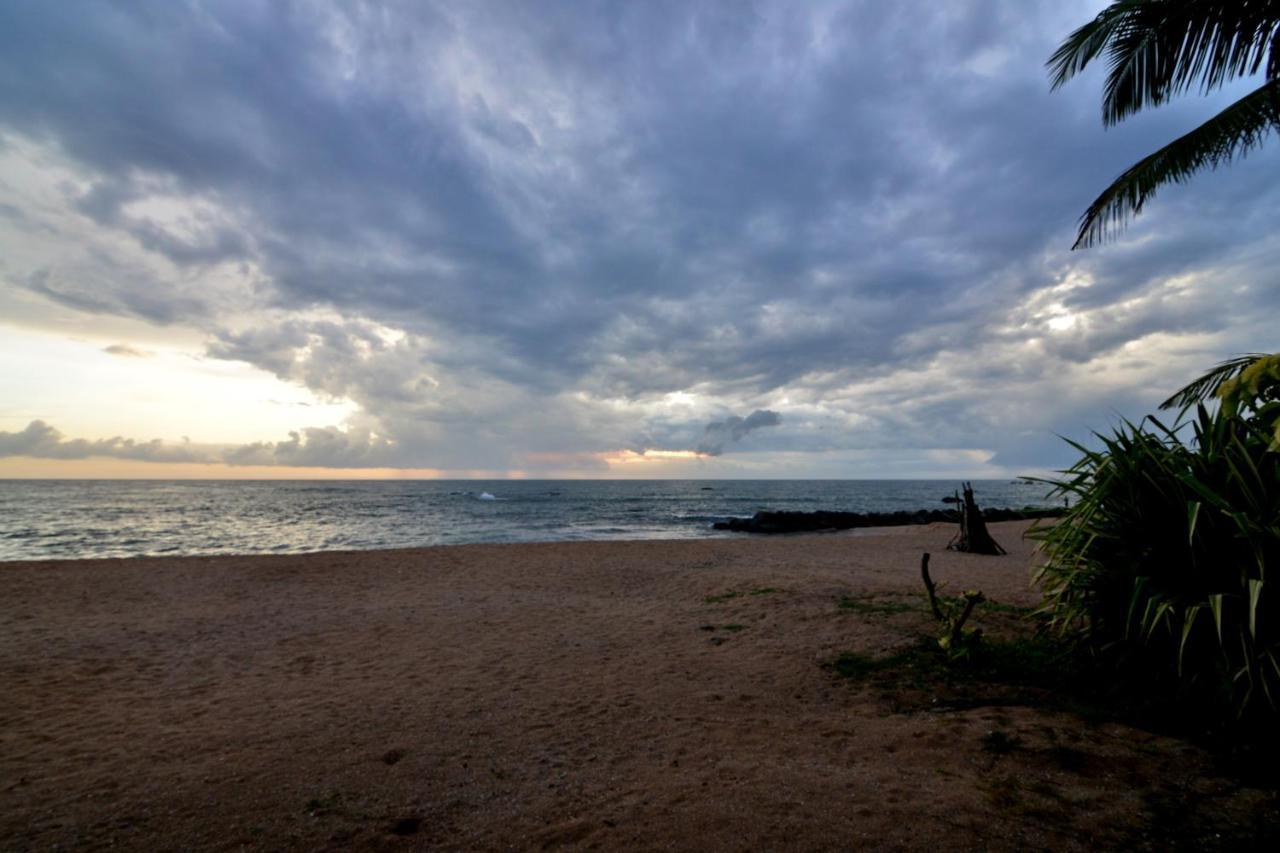 Sunset Cabana Galle Buitenkant foto